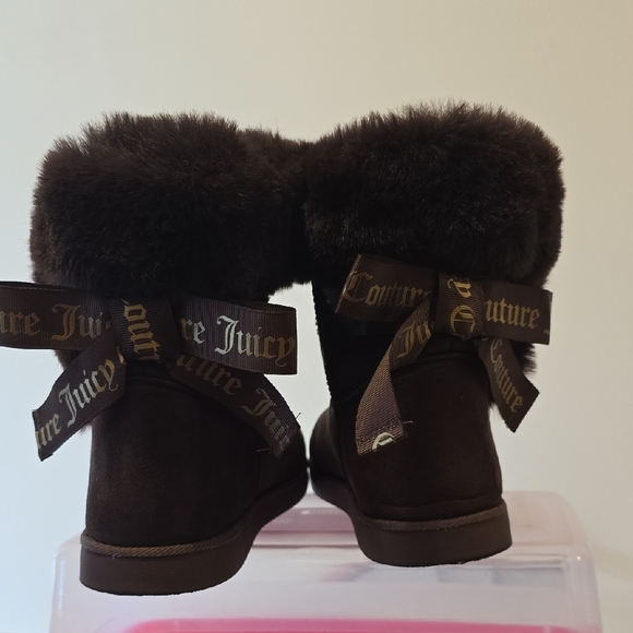 Juicy Couture Womens Chocolate Fur Boots - Picture 3 of 13